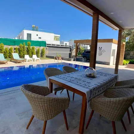 מוטל Ultra Luxury Private With Swimming Pool *
